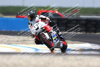 media/Jun-07-2025-TrackDaz (Sat) [[4413525952]]/B Group/1220pm (Turn 1)/